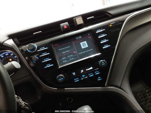 4T1B11HK8JU075004 Toyota CAMRY SE