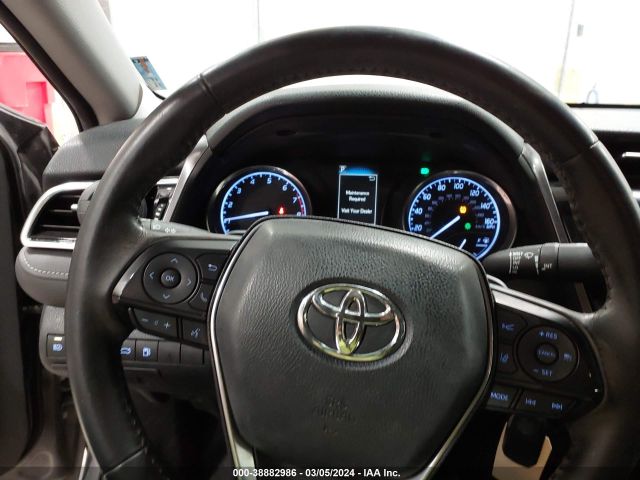 4T1B11HK8JU075004 Toyota CAMRY SE