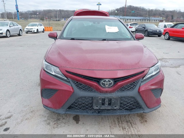 4T1B11HK7JU618343 Toyota CAMRY SE