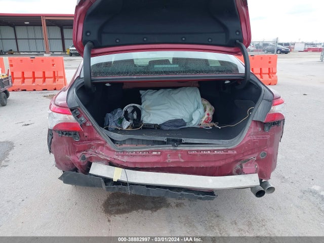 4T1B11HK7JU618343 Toyota CAMRY SE