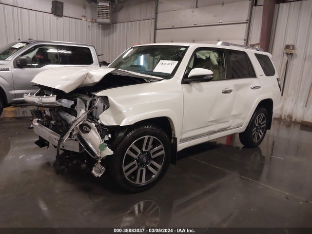 Toyota 4runner Limited 2023 JTEKU5JR2P6159368 Image 2
