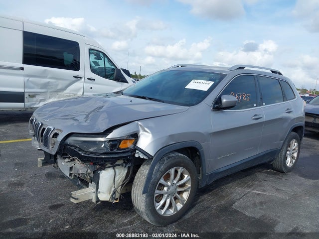 1C4PJLCB0KD134366 Jeep Cherokee Latitude Fwd