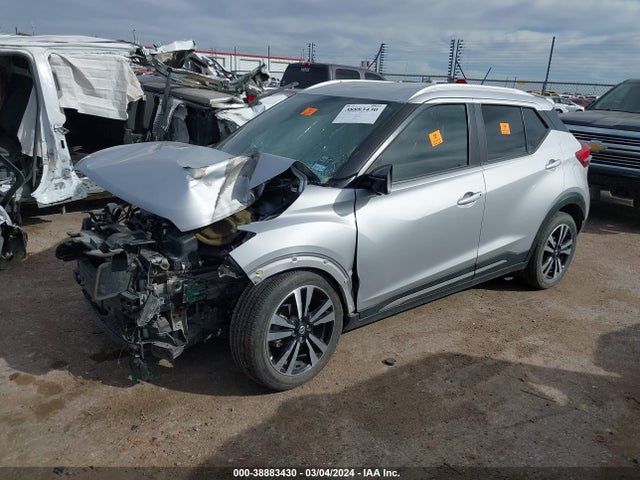 Nissan KICKS SR 2019 3N1CP5CU1KL533066 Image 2
