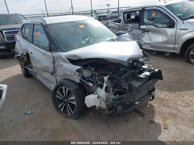 Nissan KICKS SR 2019 3N1CP5CU1KL533066 Image 6