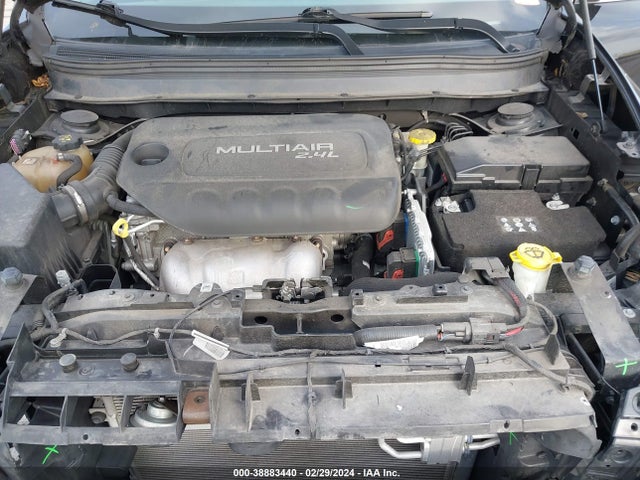 1C4PJLCB8JD518278 Jeep Cherokee Latitude Fwd