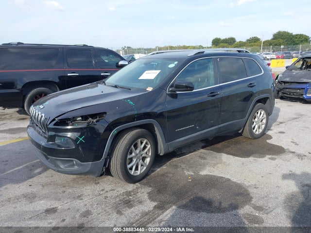 1C4PJLCB8JD518278 Jeep Cherokee Latitude Fwd