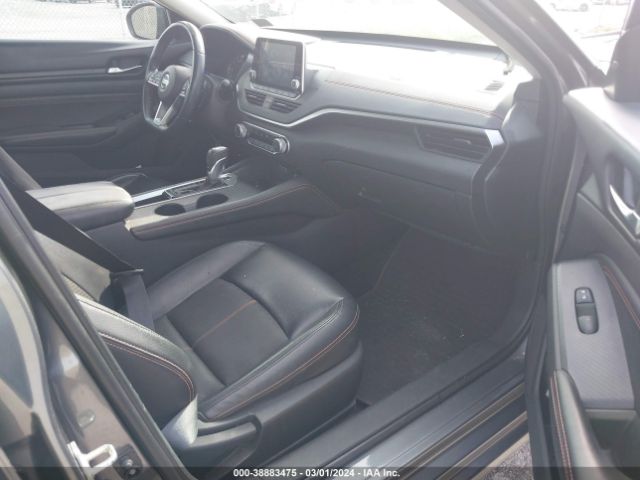 1N4BL4CV5KC120768 Nissan Altima 2.5 Sr