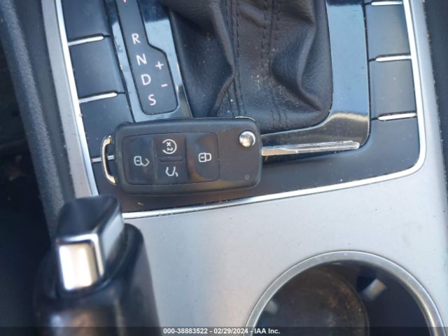 1VWSA7A33MC003564 Volkswagen Passat 2.0t Se