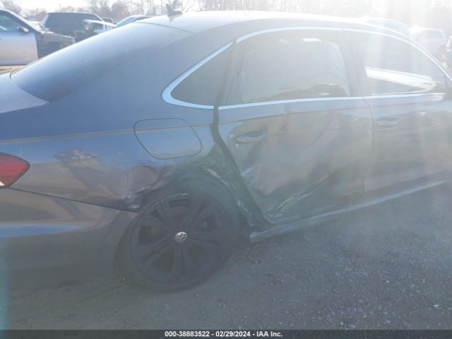 1VWSA7A33MC003564 Volkswagen Passat 2.0t Se