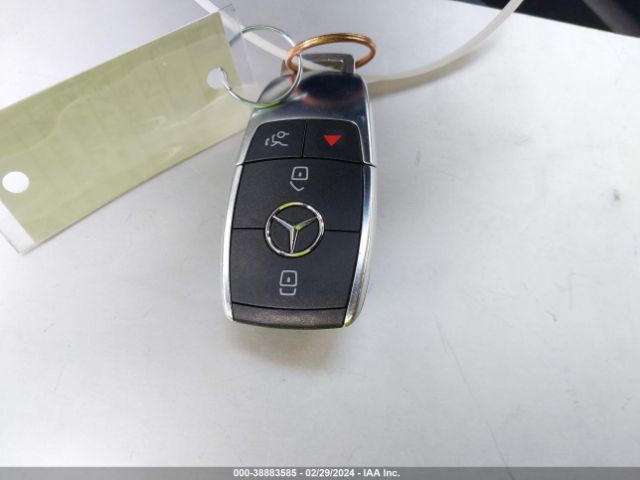 W1N4N4GB5PJ427804 Mercedes-Benz GLA 250
