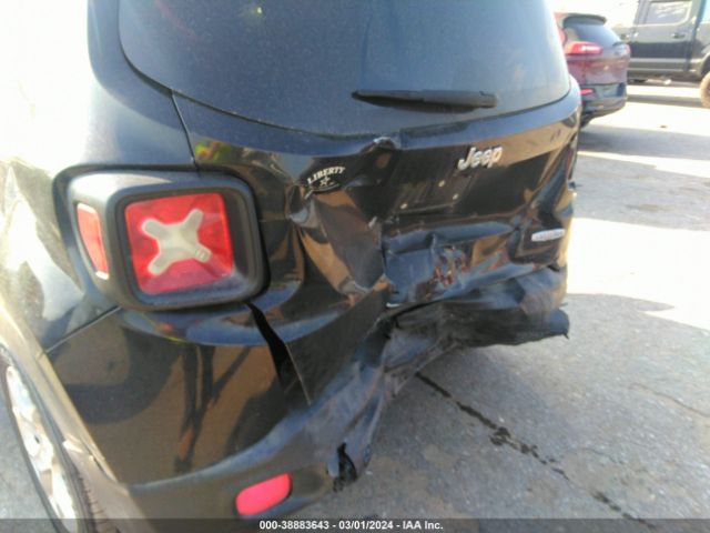 ZACCJABTXFPB39272 Jeep Renegade Latitude