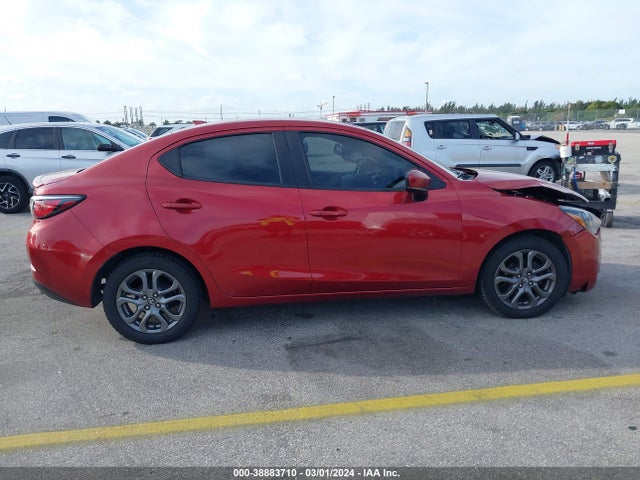 Toyota YARIS LE 2019 3MYDLBYVXKY509091 Image 13