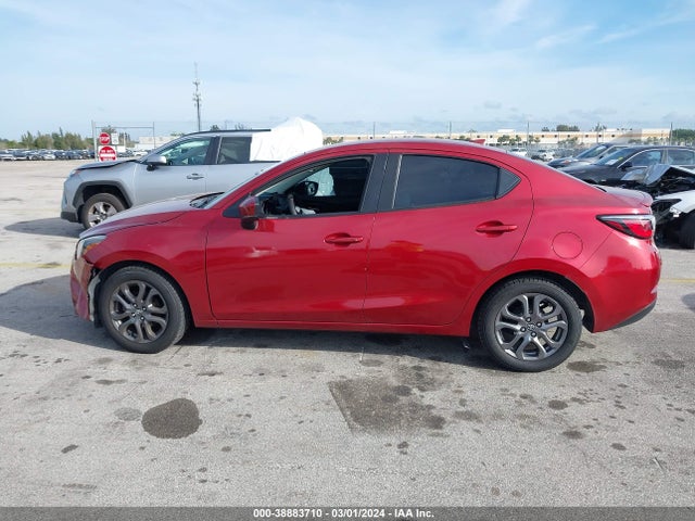 Toyota YARIS LE 2019 3MYDLBYVXKY509091 Image 14