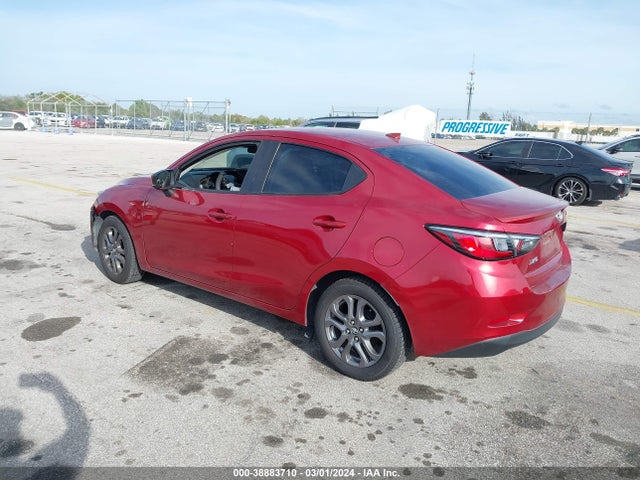 Toyota YARIS LE 2019 3MYDLBYVXKY509091 Image 3
