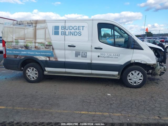 1FTNR1ZMXFKA35018 Ford Transit-250