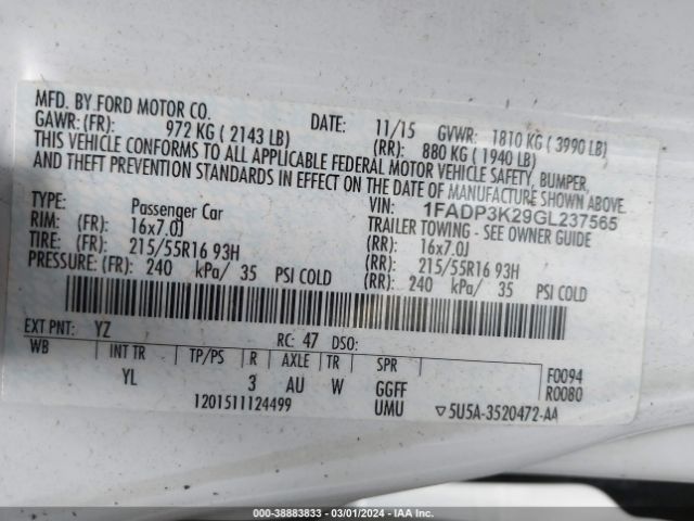 1FADP3K29GL237565 Ford FOCUS SE