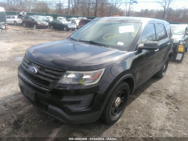 Ford Utility Police Interceptor 2016 1FM5K8AR0GGB53910 Image 2