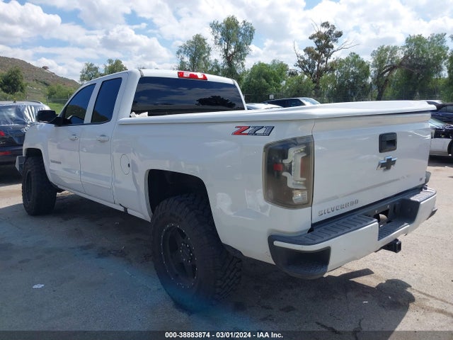Chevrolet Silverado 1500 2lt 2018 2GCVKREC0J1102878 Image 3