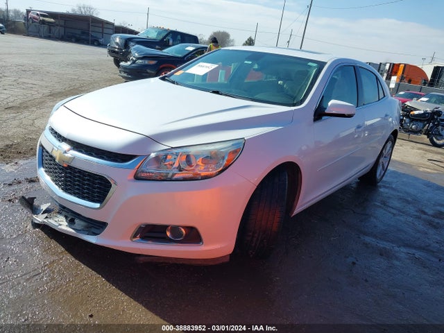 Chevrolet MALIBU 2LT 2015 1G11D5SL5FF185030 Image 2