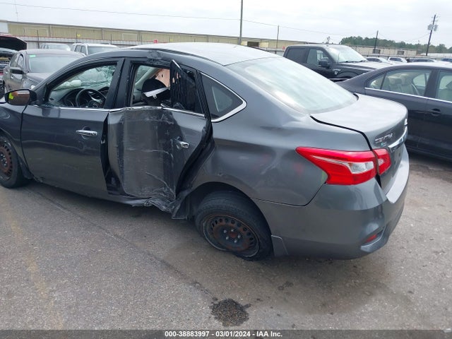 Nissan SENTRA S 2018 3N1AB7AP8JY320017 Image 3