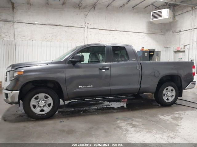 5TFUM5F11JX075771 Toyota Tundra Sr5 4.6l V8