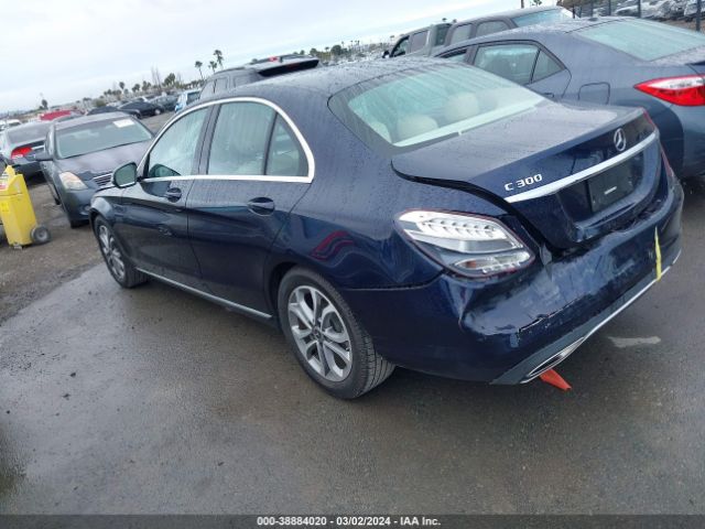 2017 MERCEDES-BENZ C 300 55SWF4JB5HU229141 Photo 2