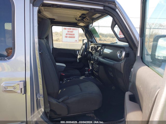 1C4HJXEN1MW634689 Jeep Wrangler Unlimited Sahara 4x4