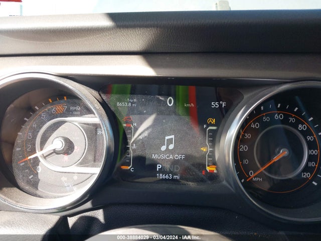 1C4HJXEN1MW634689 Jeep Wrangler Unlimited Sahara 4x4
