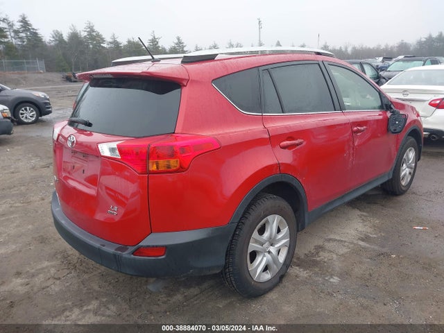Toyota RAV4 LE 2015 JTMBFREVXFD149601 Image 4
