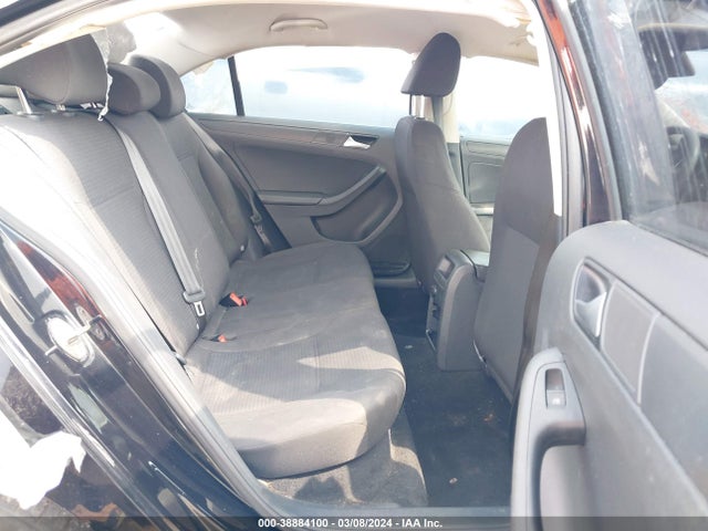 3VW267AJ4GM360335 Volkswagen Jetta 1.4t S