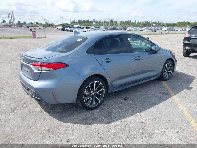 Toyota COROLLA SE 2021 5YFS4MCE1MP088709 Image 4