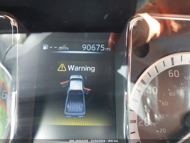 Nissan TITAN SV 2018 1N6AA1EJ2JN527967 Image 16