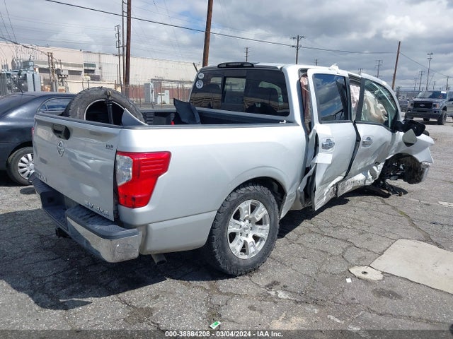 Nissan TITAN SV 2018 1N6AA1EJ2JN527967 Image 4