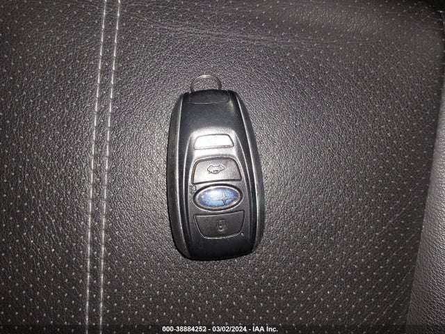Subaru Forester Touring 2018 JF2SJAWC8JH465434 Image 11