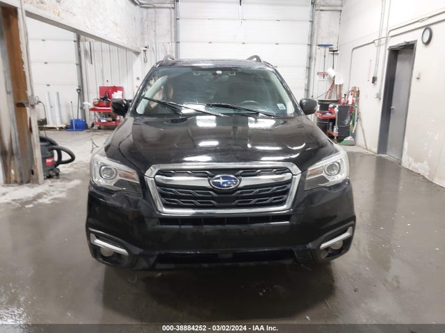 Subaru Forester Touring 2018 JF2SJAWC8JH465434 Image 12