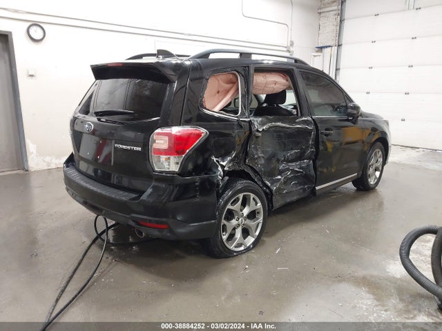 Subaru Forester Touring 2018 JF2SJAWC8JH465434 Image 4