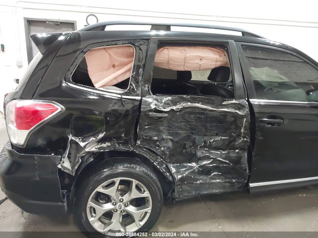 Subaru Forester Touring 2018 JF2SJAWC8JH465434 Image 6