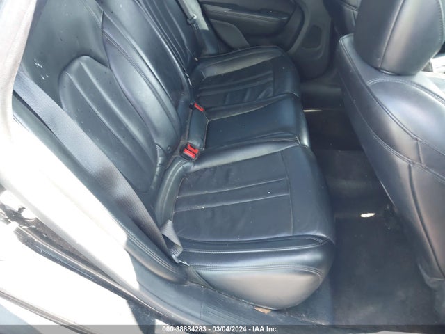 Chrysler 200 Limited Platinum 2017 1C3CCCAB1HN511788 Image 8