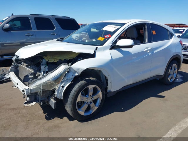 Honda HR-V LX 2018 3CZRU5H39JM707016 Image 2