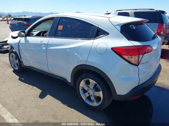 Honda HR-V LX 2018 3CZRU5H39JM707016 Image 3