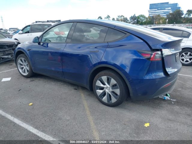 7SAYGDED0PF979664 Tesla Model Y