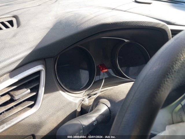 Nissan ROGUE S 2016 KNMAT2MT7GP636430 Image 15