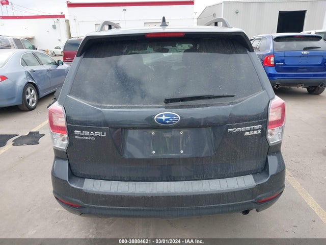 Subaru Forester 2.5i Premium 2017 JF2SJAGC4HH800679 Image 17