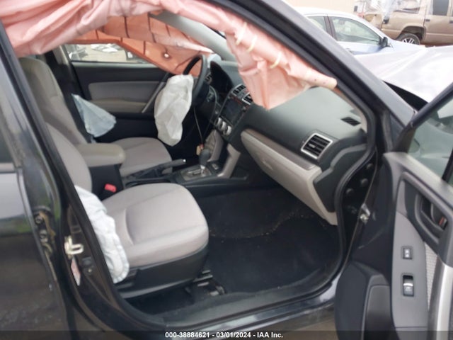 Subaru Forester 2.5i Premium 2017 JF2SJAGC4HH800679 Image 5