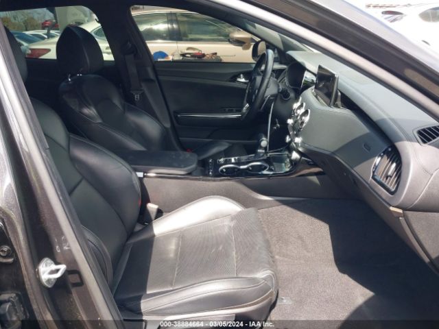 KNAE35LD4N6101410 KIA Stinger Gt-line