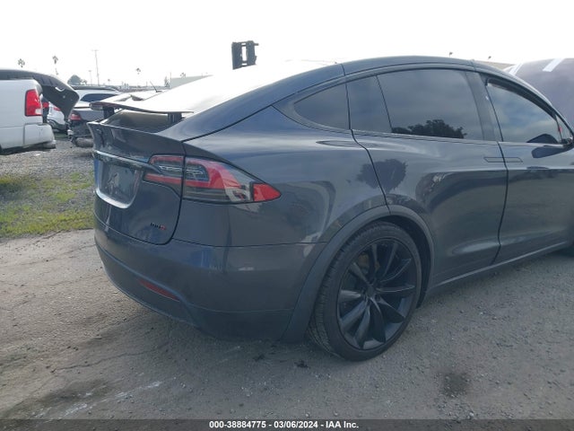 5YJXCBE29JF113329 Tesla Model X 100d/75d/p100d