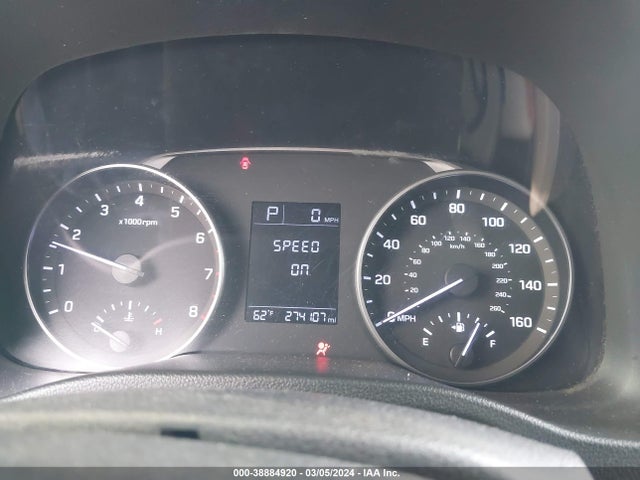 2017 HYUNDAI ELANTRA SE VIN: 5NPD74LF0HH088437