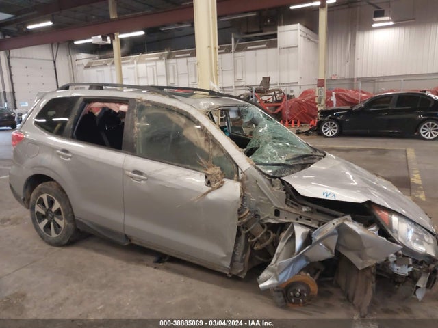 JF2SJAEC8HH434924 Subaru Forester 2.5i Premium