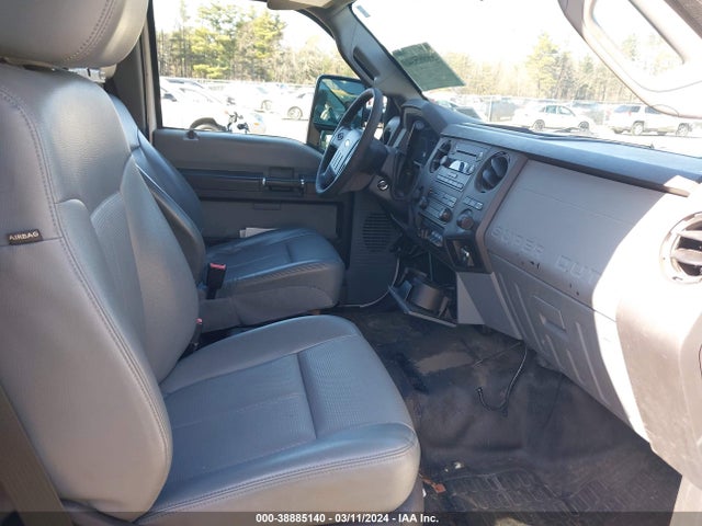 Ford F-350 Chassis Xl 2014 1FDBF3F67EEA55488 Image 5