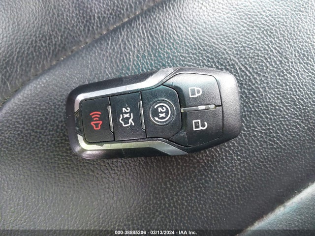 Ford EXPLORER XLT 2017 1FM5K8D82HGA87638 Image 11